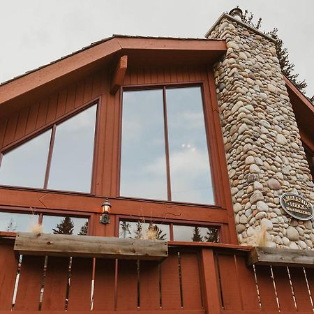Ambleside Lodge Bed & Breakfast Canmore Extérieur photo