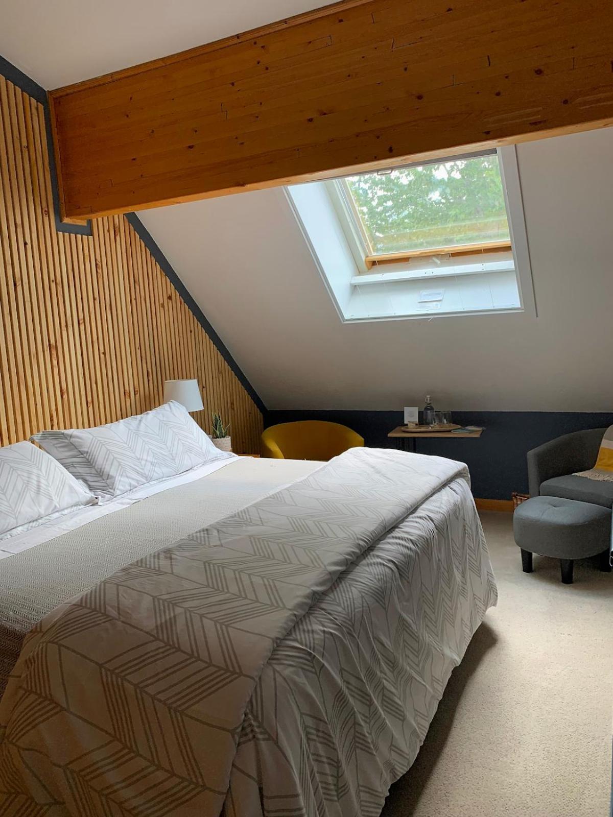 Ambleside Lodge Bed & Breakfast Canmore Extérieur photo